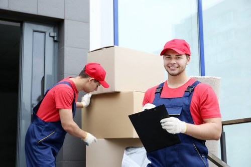 Apartment move support near Elephant and Castle with careful access planning