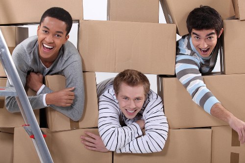 Local packing and boxes service materials for Elephant and Castle customers