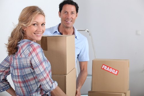 Commercial move support with a removal truck in Elephant and Castle