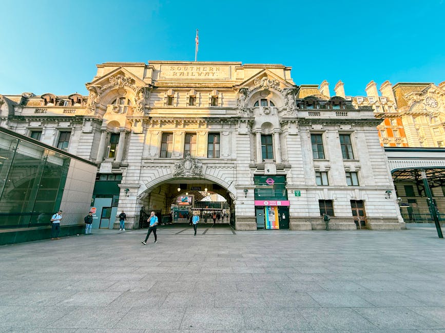 https://moverselephantandcastle.co.uk/blog/cheap-house-removals-near-elephant-and-castle-station/